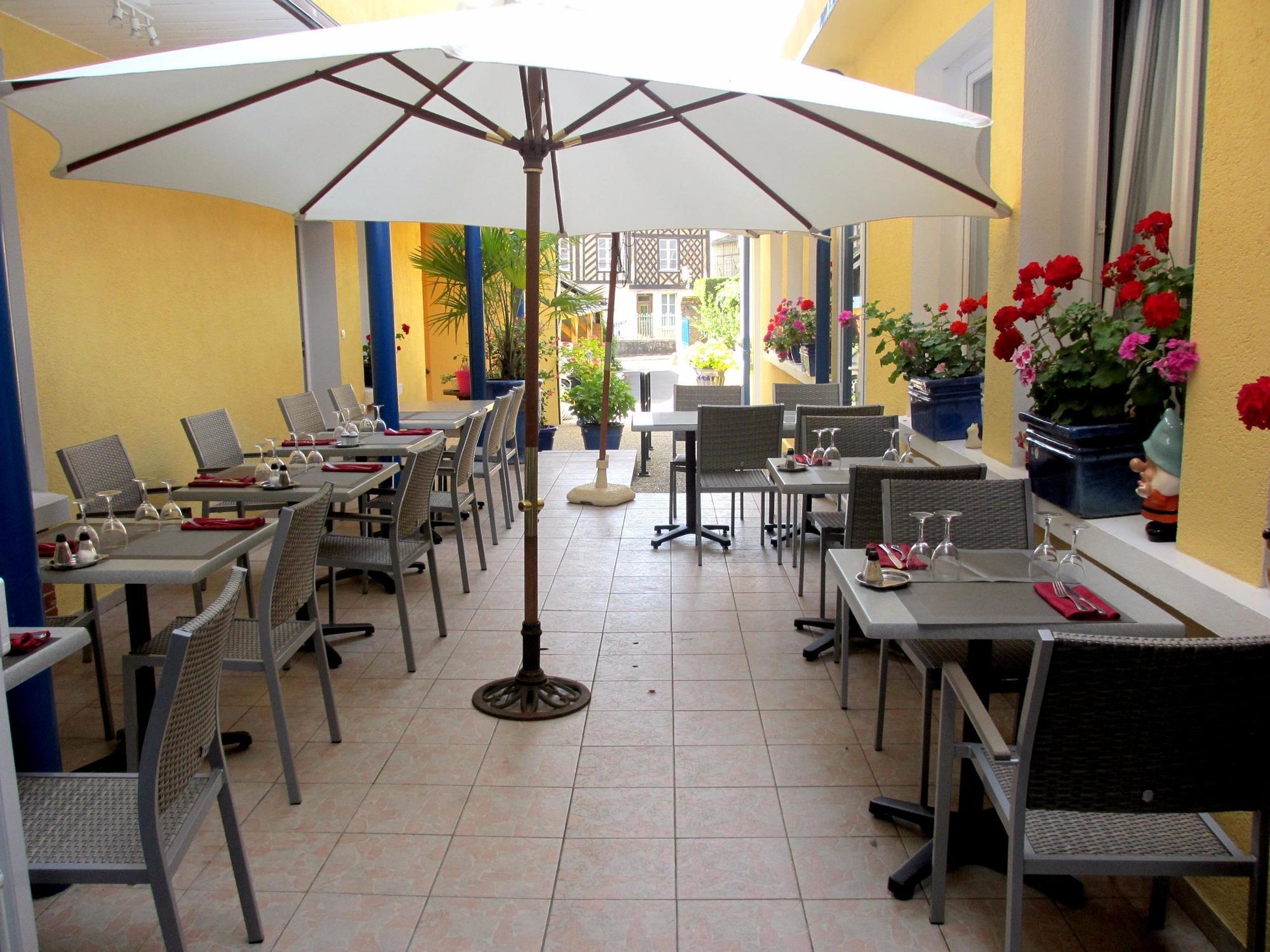 Hotel Le Plat D'Etain Brou エクステリア 写真