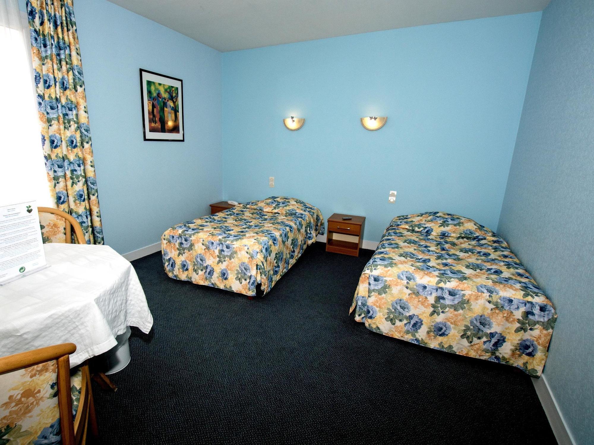 Hotel Le Plat D'Etain Brou エクステリア 写真