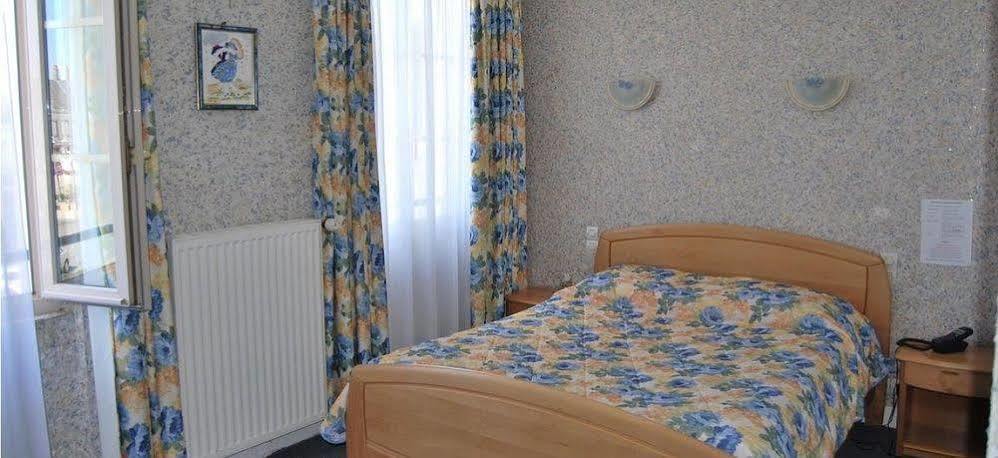 Hotel Le Plat D'Etain Brou エクステリア 写真